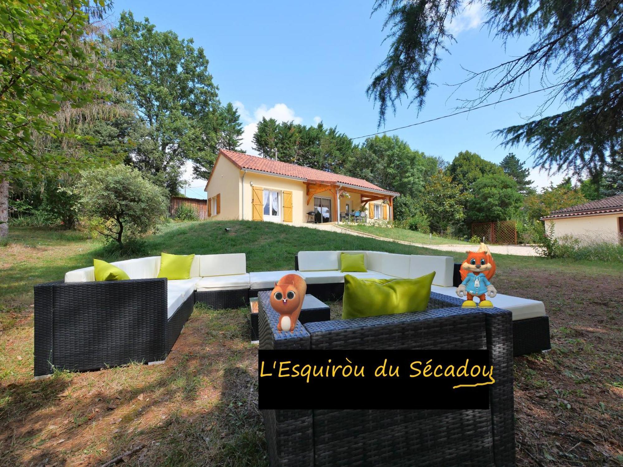 L'Esquirou Du Secadou Villa Castels Eksteriør billede